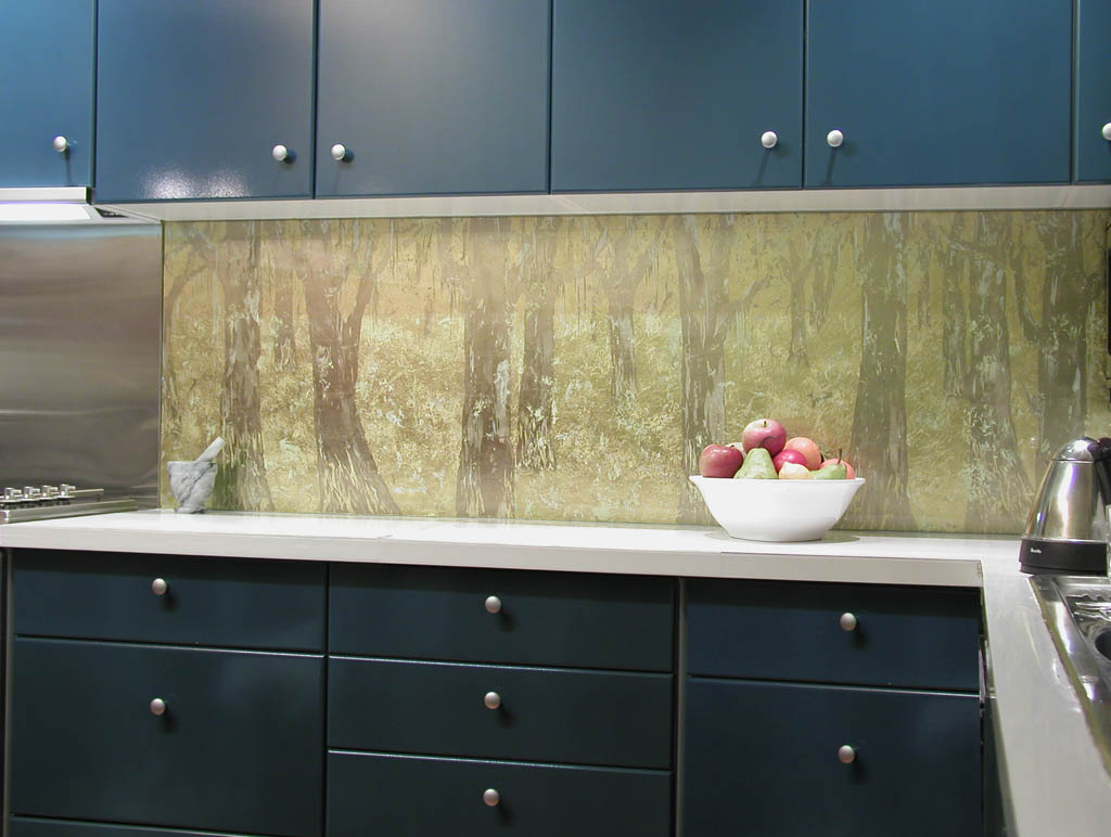 Kitchen splashbacks and glass wall panels